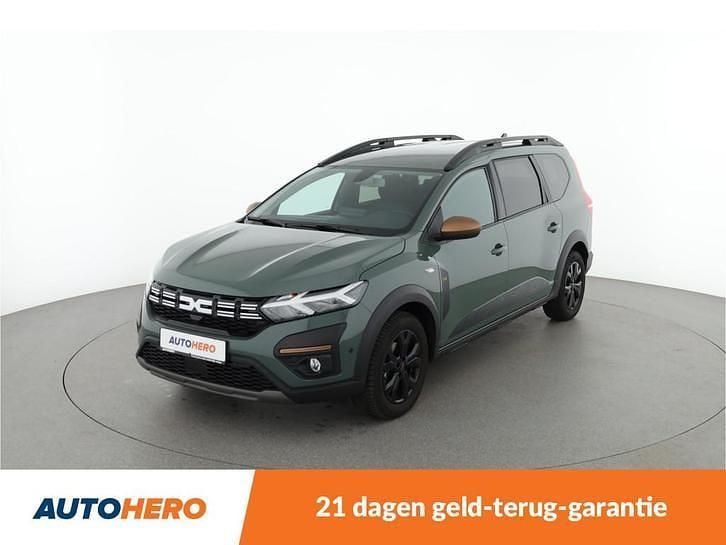 Grijs Gebruikt 2024 Dacia Jogger Extreme MPV | € 23.349 (Super prijs) - Afbeelding 1/4