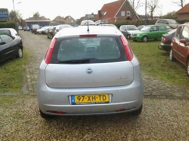 Occasion Fiat Grande Punto Dynamic 78 PK (57 kW) 2007 Grijs Hatchback