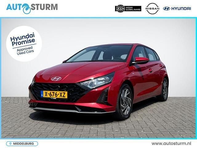 Hatchback Gebruikt 2024 Hyundai i20 Comfort Hatchback | € 19.690 (Eerlijke prijs) - Afbeelding 1/4