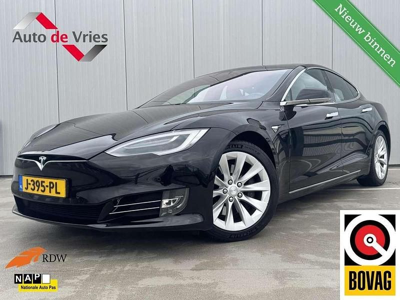 Zwart Gebruikt 2020 Tesla Model S Sedan | € 34.900 (Eerlijke prijs) - Afbeelding 1/4