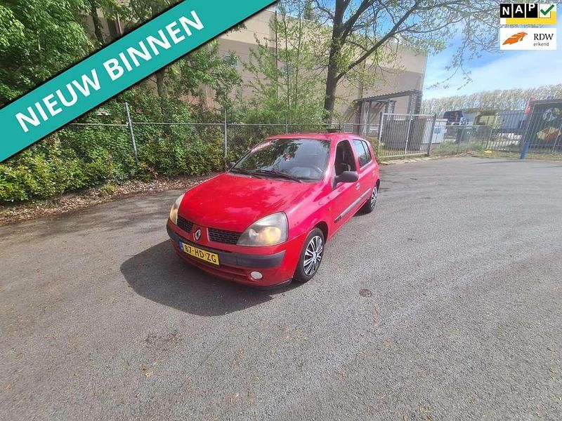 Rood Gebruikt 2001 Renault Clio II Authentique Hatchback | € 999 (Duur) - Afbeelding 1/4
