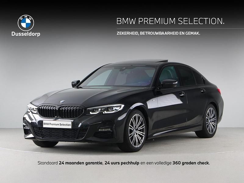 Zwart Gebruikt 2021 BMW 318 Executive Sedan | € 33.950 (Eerlijke prijs) - Afbeelding 1/4