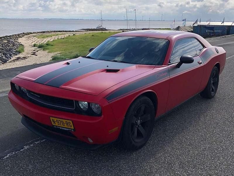 Rood Gebruikt 2014 Dodge Challenger Coupé | € 19.750 - Afbeelding 1/4
