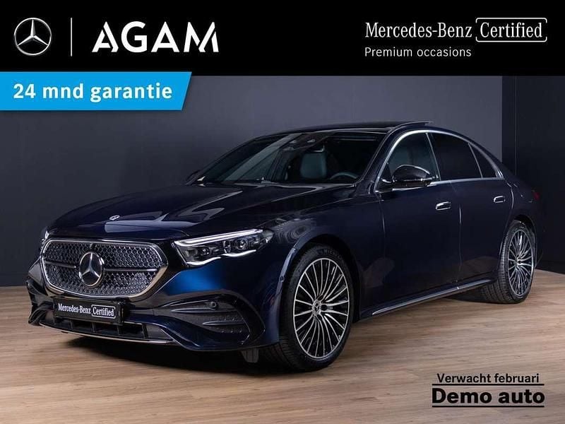 Blauw Gebruikt 2025 Mercedes E300 Sport Edition Sedan | € 72.950 - Afbeelding 1/4