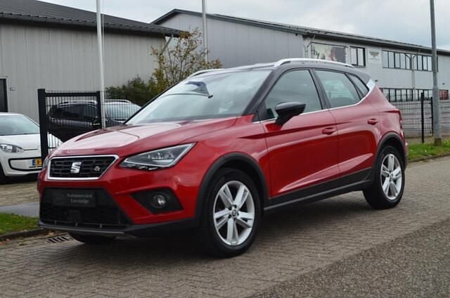 Rood Gebruikt 2021 Seat Arona Beats SUV | € 20.450 (Goede deal) - Afbeelding 1/4