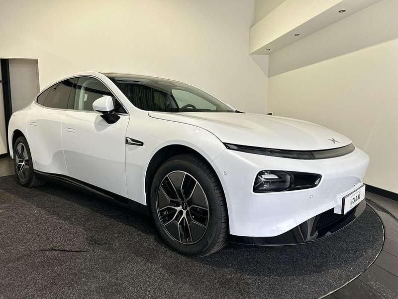 Wit Nieuw 2025 XPENG P7 RWD Long Range Sedan | € 46.950 - Afbeelding 1/4