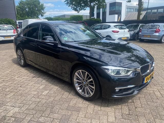 Occasion BMW 330 Executive 184 PK (135 kW) 2016 Zwart Sedan