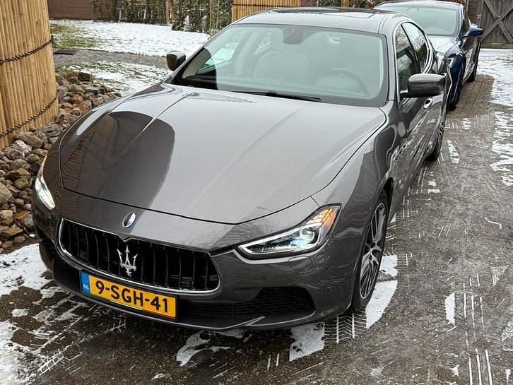 Grijs Gebruikt 2013 Maserati Ghibli Sedan | € 25.950 (Goede deal) - Afbeelding 1/4