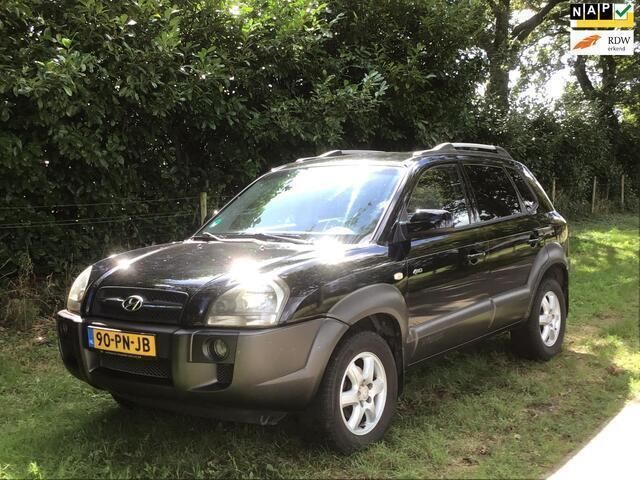 Zwart Gebruikt 2004 Hyundai Tucson Style SUV | € 2.950 (Duur) - Afbeelding 1/4