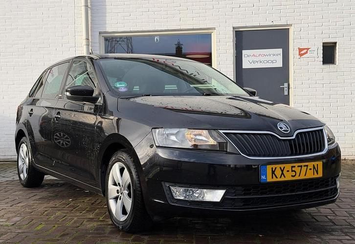 Occasion Skoda Rapid Joy 90 PK (66 kW) 2017 Zwart (metallic) Hatchback