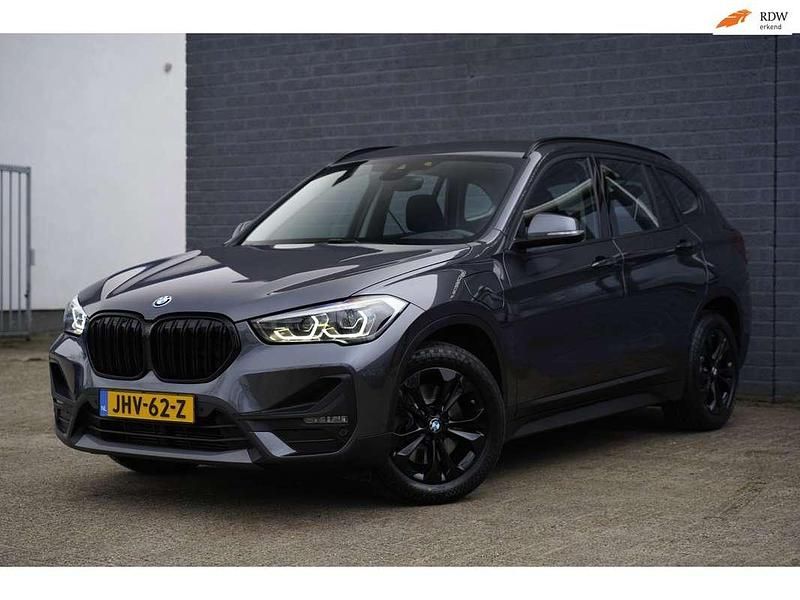 Occasion BMW X1 Executive 125 PK (91 kW) 2021 Grijs SUV