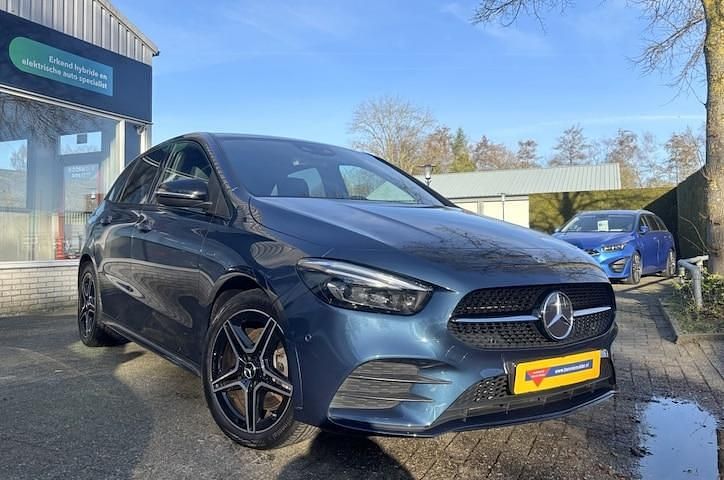 Occasion Mercedes B250e AMG 218 PK (160 kW) 2021 Blauw MPV