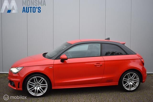 Rood Gebruikt 2011 Audi A1 S-Line Hatchback | € 7.975 (Goede deal) - Afbeelding 1/4