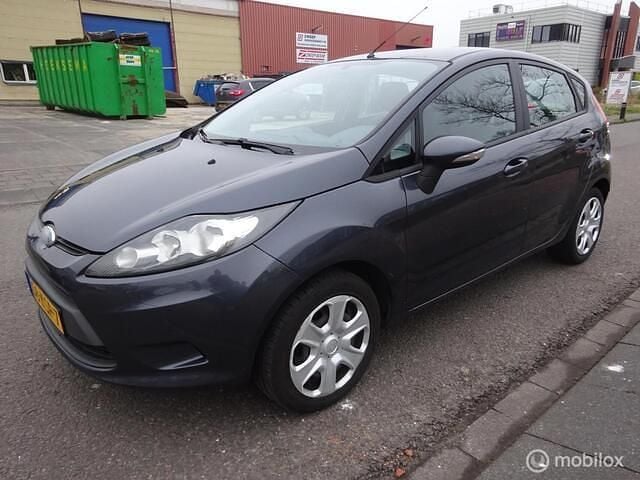 Grijs Gebruikt 2010 Ford Fiesta Trend Hatchback | € 2.350 (Eerlijke prijs) - Afbeelding 1/4