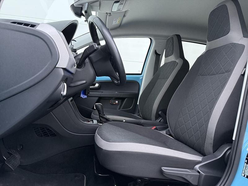 Occasion VW e-up! 39 kW (54 PK) 2026 Blauw Hatchback
