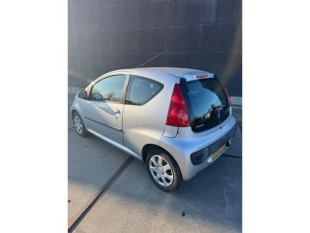 Occasion Peugeot 107 68 PK (50 kW) 2009 Grijs Hatchback