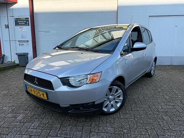 Grijs Occasion 2011 Mitsubishi Colt Edition Hatchback | € 3.950 (Goede deal) - Afbeelding 1/4