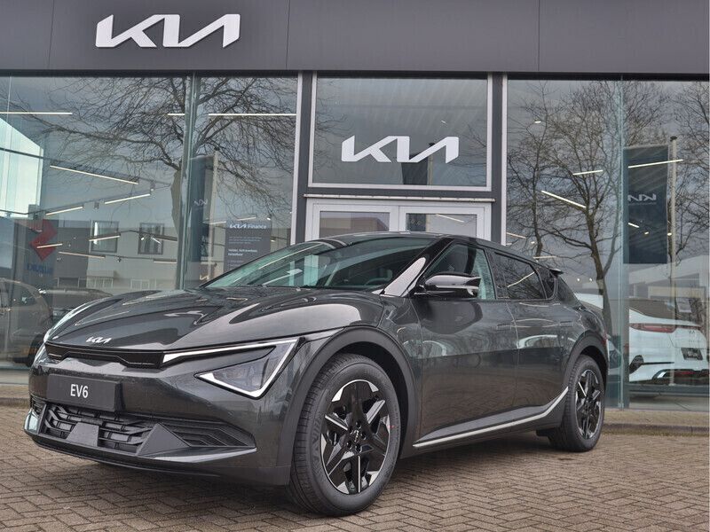 Grijs Nieuw 2025 Kia EV6 Air SUV | € 47.622 - Afbeelding 1/4