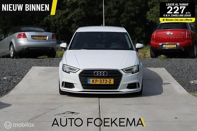 Wit Gebruikt 2017 Audi A3 Sport Sedan | € 13.999 (Goede deal) - Afbeelding 1/4