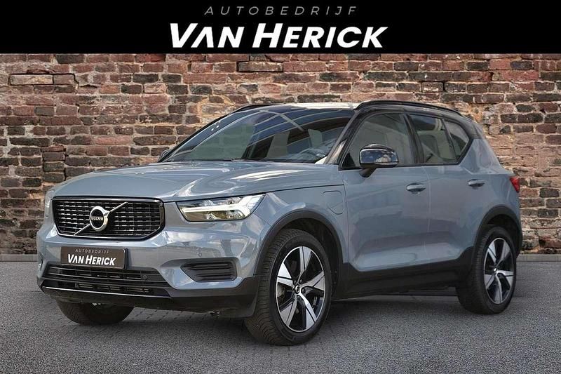 Grijs Gebruikt 2022 Volvo XC40 R-Design SUV | € 29.995 (Super prijs) - Afbeelding 1/4