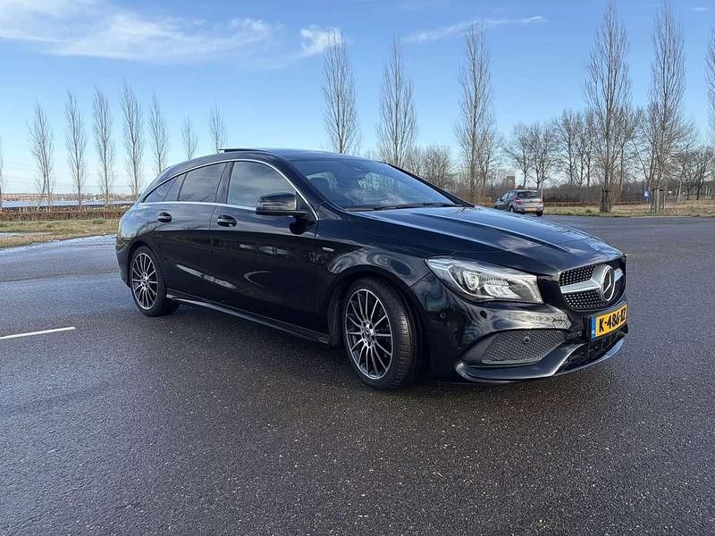 Occasion Mercedes CLA200 Prestige 156 PK (114 kW) 2018 Zwart Stationwagen