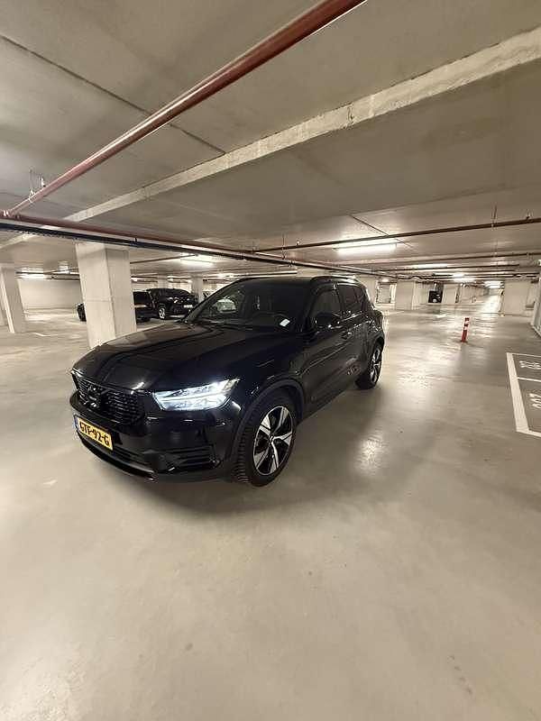 Occasion 2022 Volvo XC40 Inscription SUV | € 27.000 (Duur) - Afbeelding 1/4