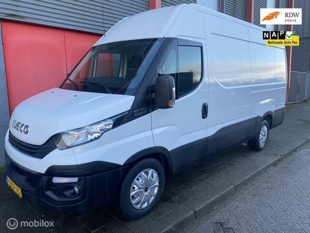 Wit Gebruikt 2018 Iveco Daily Van | € 11.899 (Goede deal) - Afbeelding 1/4