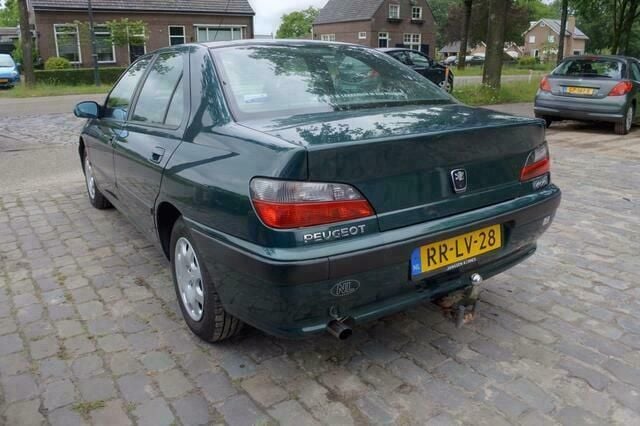 Occasion Peugeot 406 110 PK (80 kW) 1997 Groen Sedan