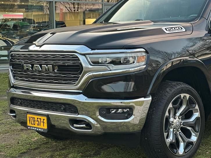 Occasion Dodge Ram Limited 402 PK (295 kW) 2021 Zwart (metallic) Pickup