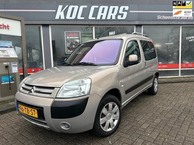 Beige, metallic lak Gebruikt 2006 Citroën Berlingo MPV | € 1.995 (Eerlijke prijs) - Afbeelding 1/4