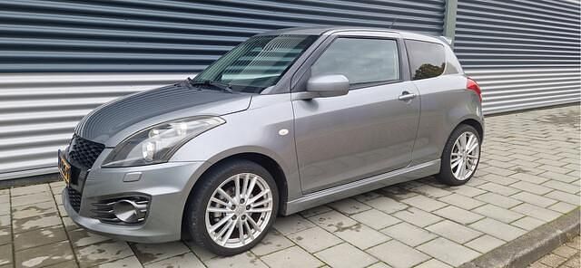 Grijs Gebruikt 2012 Suzuki Swift Sport Hatchback | € 6.950 (Eerlijke prijs) - Afbeelding 1/4