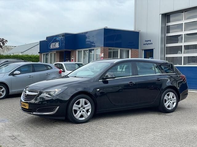 Zwart Gebruikt 2016 Opel Insignia Edition Stationwagen | € 8.950 (Eerlijke prijs) - Afbeelding 1/4
