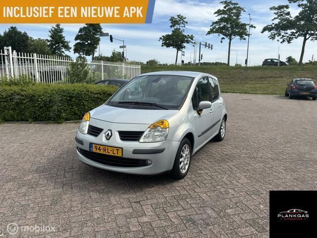 Grijs Gebruikt 2005 Renault Modus Dynamique MPV | € 1.750 (Iets duurder) - Afbeelding 1/4