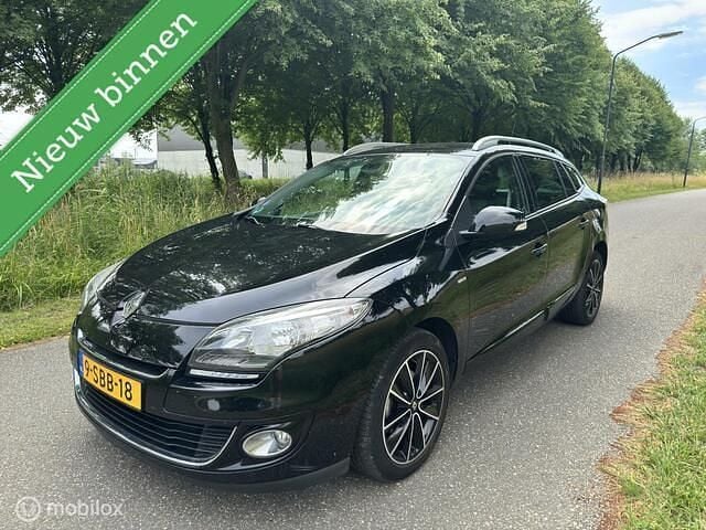 Zwart Gebruikt 2013 Renault Mégane GrandTour Bose Edition Stationwagen | € 4.999 (Goede deal) - Afbeelding 1/4