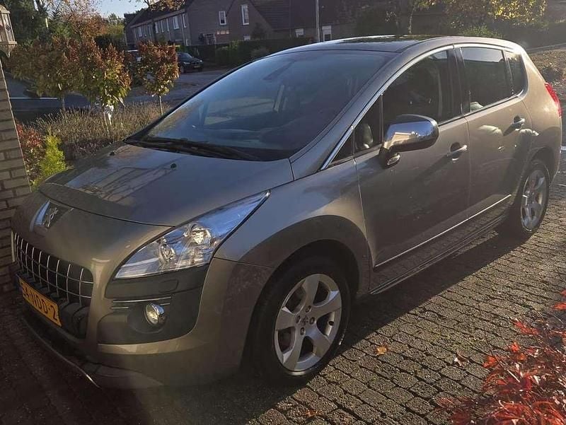 Grijs Gebruikt 2010 Peugeot 3008 MPV | € 1.200 (Super prijs) - Afbeelding 1/4