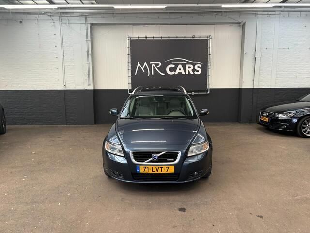 Blauw Gebruikt 2008 Volvo V50 Summum Stationwagen | € 2.950 (Goede deal) - Afbeelding 1/4