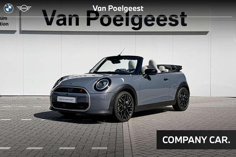Grijs Nieuw 2025 Mini Cooper S Cabriolet Favoured Cabriolet | € 52.000 (Iets duurder) - Afbeelding 1/4