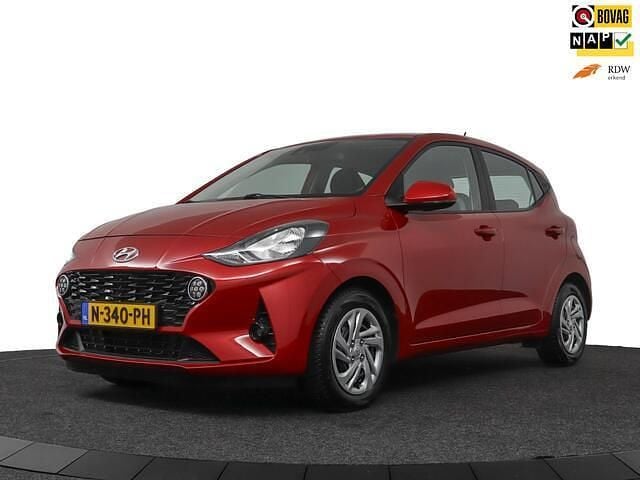 Rood Gebruikt 2022 Hyundai i10 Comfort Hatchback | € 12.899 (Goede deal) - Afbeelding 1/4