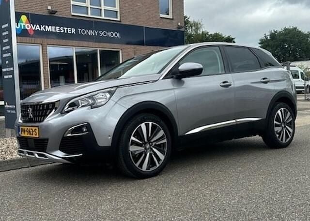 Grijs Gebruikt 2017 Peugeot 3008 Premium MPV | € 18.995 (Eerlijke prijs) - Afbeelding 1/4