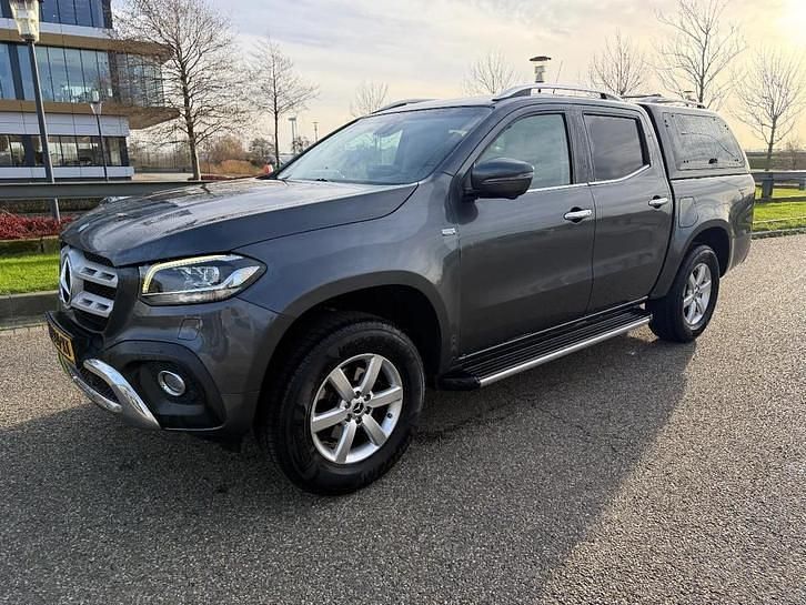 Overige Gebruikt 2018 Mercedes E250 Pickup | € 26.750 - Afbeelding 1/4