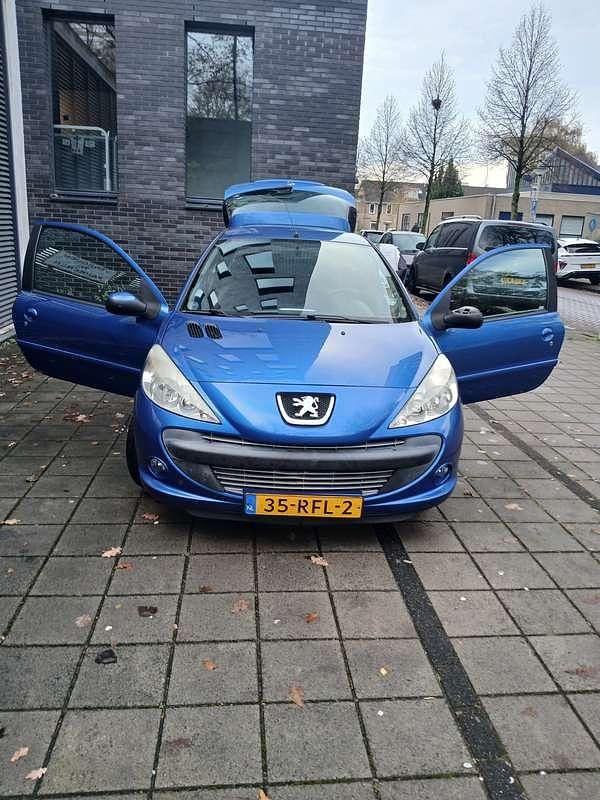 Occasion Peugeot 206 73 PK (53 kW) 2011 Blauw Hatchback