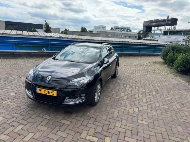 Zwart Gebruikt 2012 Renault Mégane GT Line GT-Line Stationwagen | € 3.950 (Goede deal) - Afbeelding 1/4