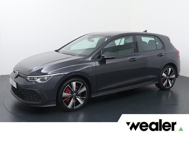 Grijs Gebruikt 2020 VW Golf VIII GTE Hatchback | € 25.840 (Eerlijke prijs) - Afbeelding 1/4