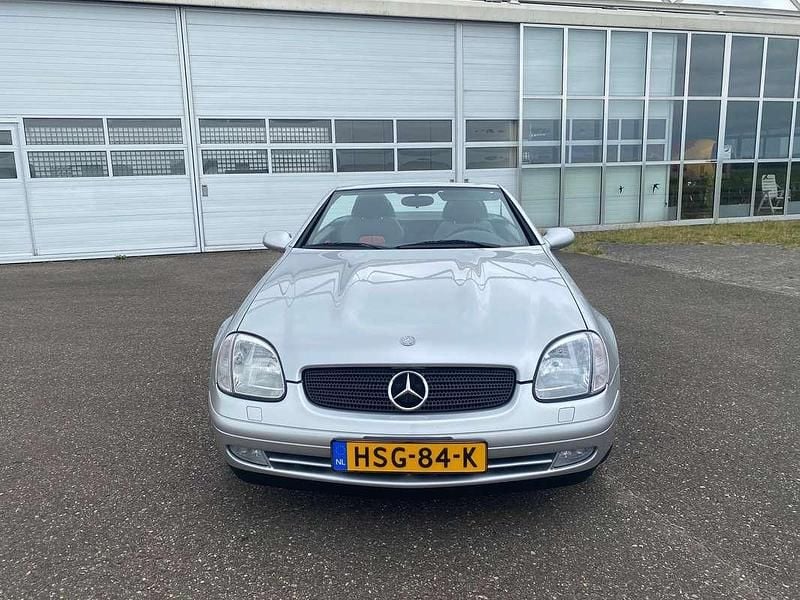Grijs Gebruikt 1997 Mercedes SLK230 Cabriolet | € 12.950 - Afbeelding 1/4