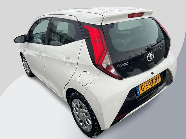 Occasion Toyota Aygo X-play 72 PK (52 kW) 2019 Wit Hatchback
