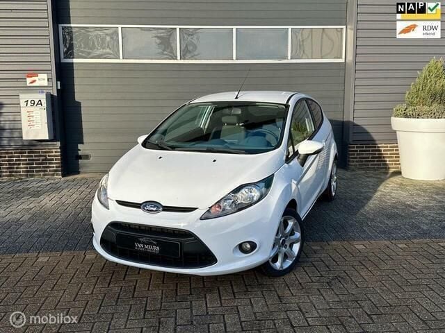 Wit Gebruikt 2011 Ford Fiesta S Hatchback | € 5.950 (Iets duurder) - Afbeelding 1/4