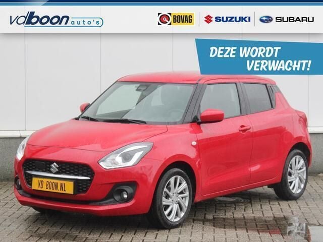 Rood Gebruikt 2023 Suzuki Swift Hatchback | € 19.945 (Goede deal) - Afbeelding 1/4