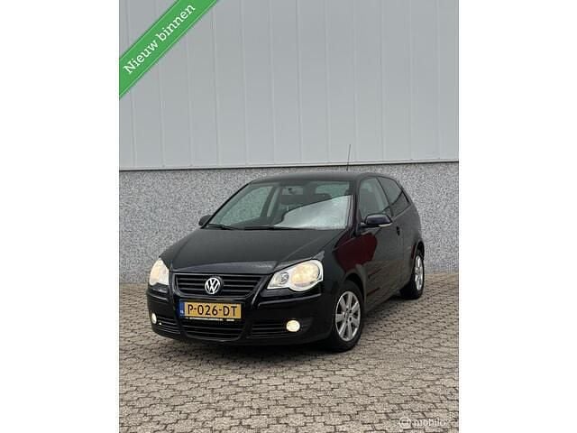 Zwart Gebruikt 2009 VW Polo Sportline Hatchback | € 2.650 (Eerlijke prijs) - Afbeelding 1/4