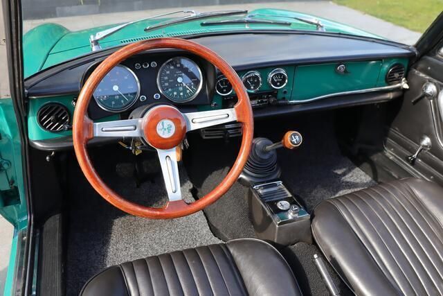 Occasion Alfa Romeo Spider Veloce 118 PK (86 kW) 1969 Groen Cabriolet