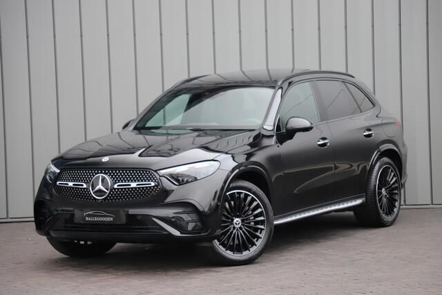 Zwart, metallic lak Gebruikt 2024 Mercedes GLC300 AMG SUV | € 72.500 (Duur) - Afbeelding 1/4